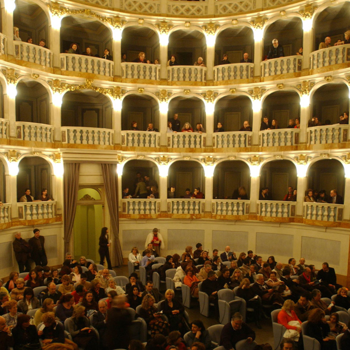 Teatro Lauro Rossi